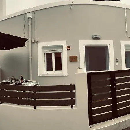 Elli's House Kalavarda